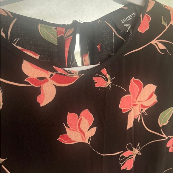 MINKPINK Floral dress ( size XS ) - Picture 4 of 4